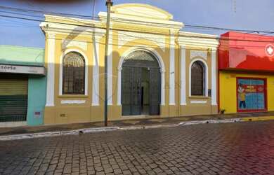 Imagem: O depósito possui 200m² de Área e está localizado em Santa