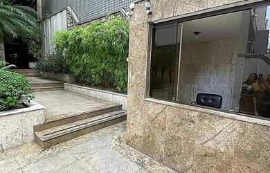 Imagem 4: Ref.: 4014 - Excelente 4 quartos, 2 suítes, um por andar, alto padrão na Rua Rei Alberto