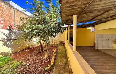 Imagem 6: Casa Térrea à venda com 2 dormitórios e churrasqueira no quintal na...