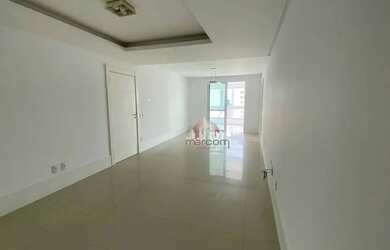 Imagem: O apartamento possui 3 Dormitórios, 3 Banheiros, 2 Vagas na