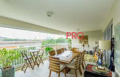 Imagem: O apartamento possui 3 Dormitórios, 3 Banheiros, 2 Vagas na