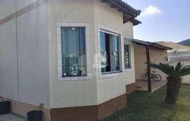 Imagem 5: Maravilhosa Casa com 5 quartos 2 suítes no Condomínio Residencial Ubatã