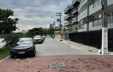 Imagem 3: Praia do Pecado-Aluguel-Apto amplo c/ 3 qtos c/ planejados (sendo 1 suíte). Sol Nascente