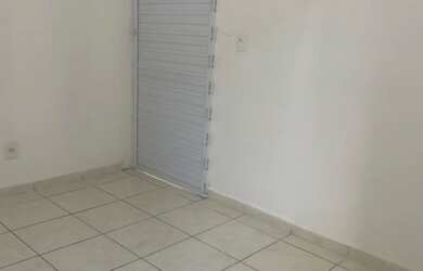 Imagem 2: Apartamento para alugar Terceiro Andar em condomínio fechado