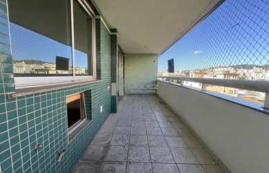 Imagem: O apartamento possui 3 Dormitórios, 3 Banheiros, 1 Vaga na