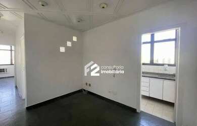 Imagem: O depósito possui 1 Vaga na garagem, 50m² de Área e está