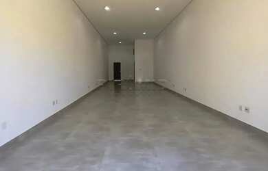 Imagem: O depósito e possui 2 Vagas na garagem, 95-0m² de Área está