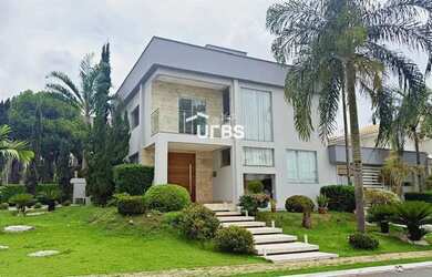 Imagem: A casa possui 3 Dormitórios, 4 Banheiros, 4 Vagas na garagem