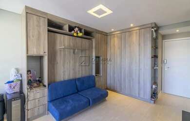 Imagem: O apartamento possui 1 Dormitório, 1 Banheiro, 1 Vaga na garagem