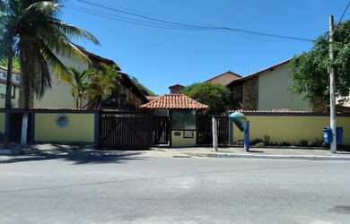 Imagem: A casa possui 2 Dormitórios, Acomodam 10 pessoas, 1 Vaga na