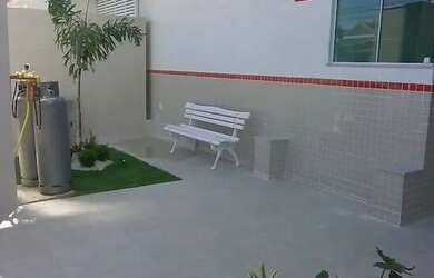 Imagem: O apartamento possui 3 Dormitórios, 1 Banheiro, 1 Vaga na garagem