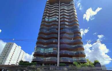 Imagem: O apartamento possui 4 Dormitórios, 5 Banheiros, 3 Vagas na