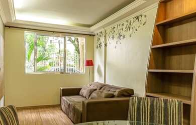 Imagem: O apartamento possui 2 Dormitórios, 1 Banheiro, 1 Vaga na garagem