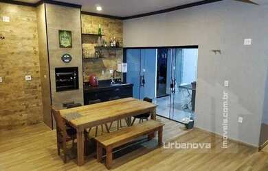 Imagem: A casa em condomínio possui 3 Dormitórios, 3 Banheiros, 2