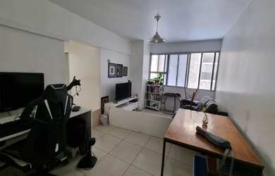 Imagem: O apartamento possui 1 Dormitório, 1 Banheiro e 50m² de Área