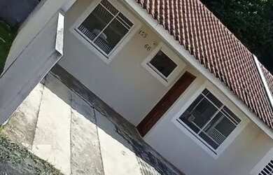 Imagem: A casa em condomínio possui 2 Dormitórios, 1 Banheiro, 2 Vagas