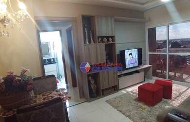 Imagem: O apartamento possui 2 Dormitórios, 2 Banheiros, 1 Vaga na