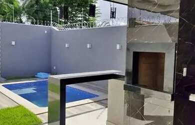 Imagem: A casa possui 2 Dormitórios, 1 Banheiro e 195m² de Área e