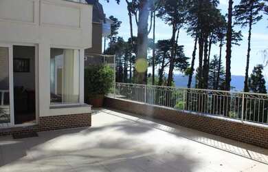 Imagem: O apartamento possui 2 Dormitórios, 3 Banheiros, 1 Vaga na