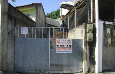 Imagem: A casa possui 1 Dormitório, 1 Banheiro, 1 Vaga na garagem