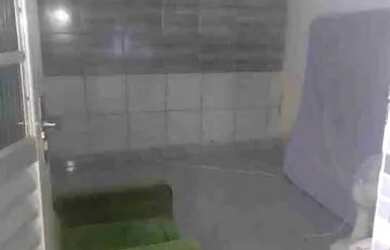 Imagem: A casa possui 1 Dormitório, 1 Banheiro, 60m² de Área e está