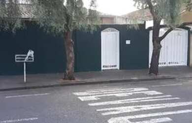 Imagem: A casa possui 1 Dormitório, 1 Banheiro e está localizado