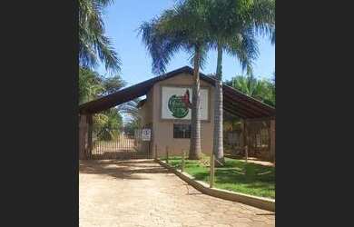 Imagem: O terreno possui 420m² de Área e está localizado em Paulicéia