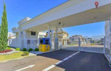 Imagem: O terreno possui 239m² de Área, Imóvel mobiliado e está