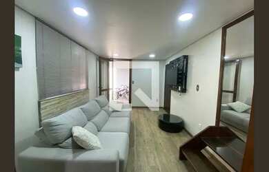 Imagem: A casa possui 5 Dormitórios, 2 Banheiros, 5 Vagas na garagem