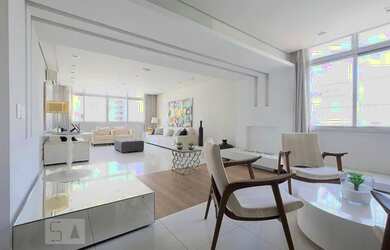 Imagem: O apartamento na cobertura possui 4 Dormitórios, 5 Banheiros