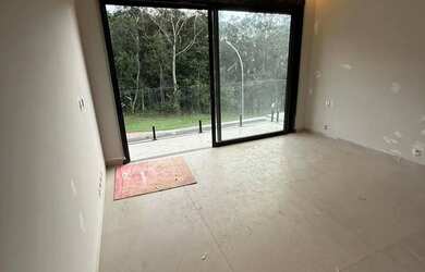 Imagem 12: Imovel Novo Sobrado frente Mata Jardins França