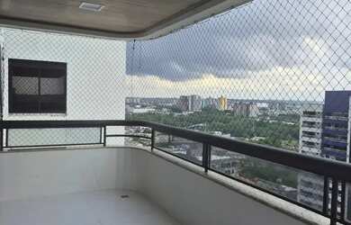 Imagem: O apartamento possui 4 Dormitórios, 5 Banheiros, 4 Vagas na