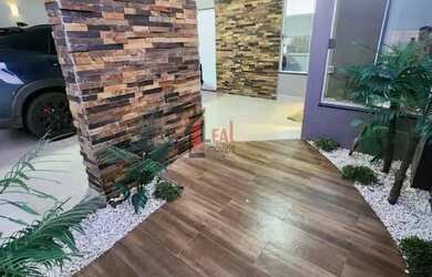 Imagem: A casa possui 2 Dormitórios, 2 Banheiros, 2 Vagas na garagem