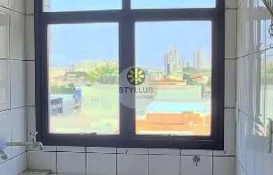 Imagem 13: Apartamento com 03 dormitórios, 01 suíte, sacada, 02 garagens cobertas,...