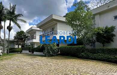 Imagem: A casa em condomínio possui 2 Dormitórios, 2 Banheiros, 2