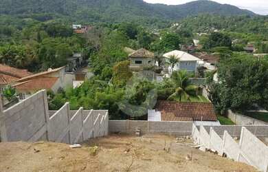 Imagem: O terreno possui 242m² de Área e está localizado em Engenho