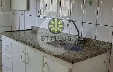 Imagem 8: Apartamento com 03 dormitórios, 01 suíte, sacada, 02 garagens cobertas,...