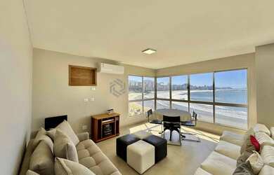 Imagem 3: Apartamento frente mar, reformado com varanda na Praia das Asturias, Guaruja