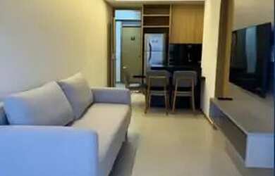 Imagem: O apartamento possui 1 Dormitório, 1 Banheiro, 1 Vaga na garagem