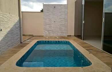 Imagem: A casa em condomínio possui 3 Dormitórios, 4 Banheiros, 2