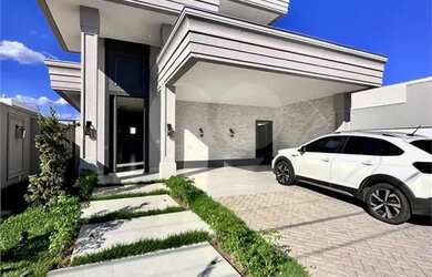 Imagem: A casa em condomínio possui 4 Dormitórios, 5 Banheiros, 2