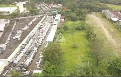 Imagem: O terreno possui 14.879m² de Área e está localizado em Vargem