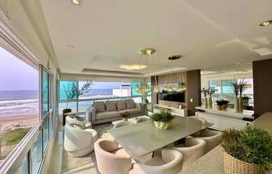 Imagem: O apartamento possui 4 Dormitórios, 1 Banheiro, 3 Vagas na