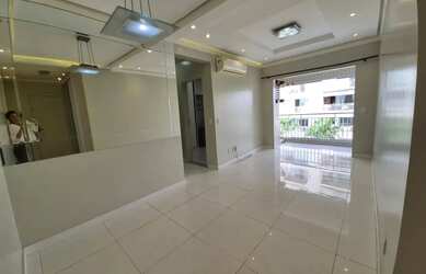 Imagem: O apartamento possui 3 Dormitórios, 4 Banheiros, 2 Vagas na