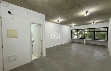 Imagem: O depósito possui 41m² de Área e está localizado em Bosque