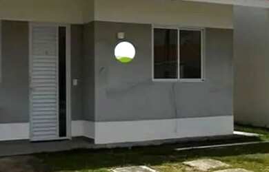 Imagem: A casa em condomínio possui 2 Dormitórios, 1 Banheiro, 2 Vagas