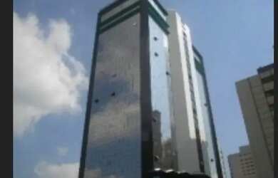 Imagem: O depósito possui 4 Vagas na garagem, 156m² de Área, Imóvel