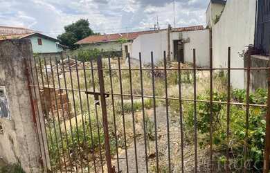 Imagem: O terreno possui 262m² de Área e está localizado em Jardim