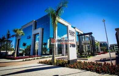 Imagem: O depósito possui 1 Vaga na garagem, 64m² de Área e está