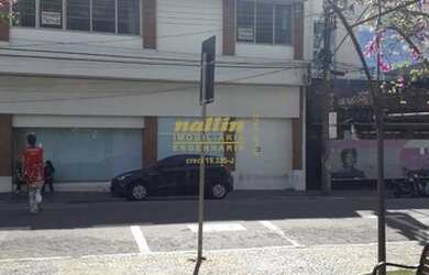 Imagem: O depósito possui 680m² de Área e está localizado em Centro